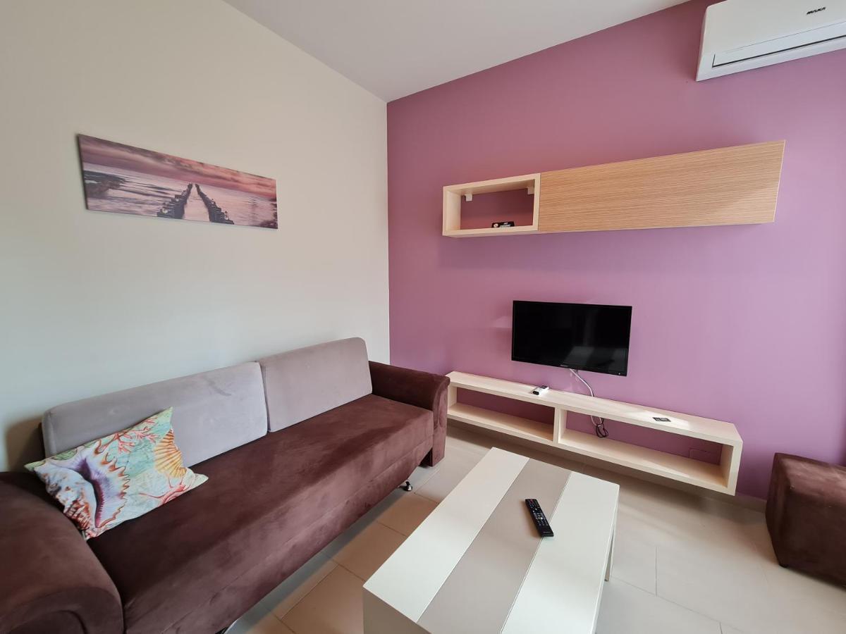 Holiday Apartments Vlore Ngoại thất bức ảnh