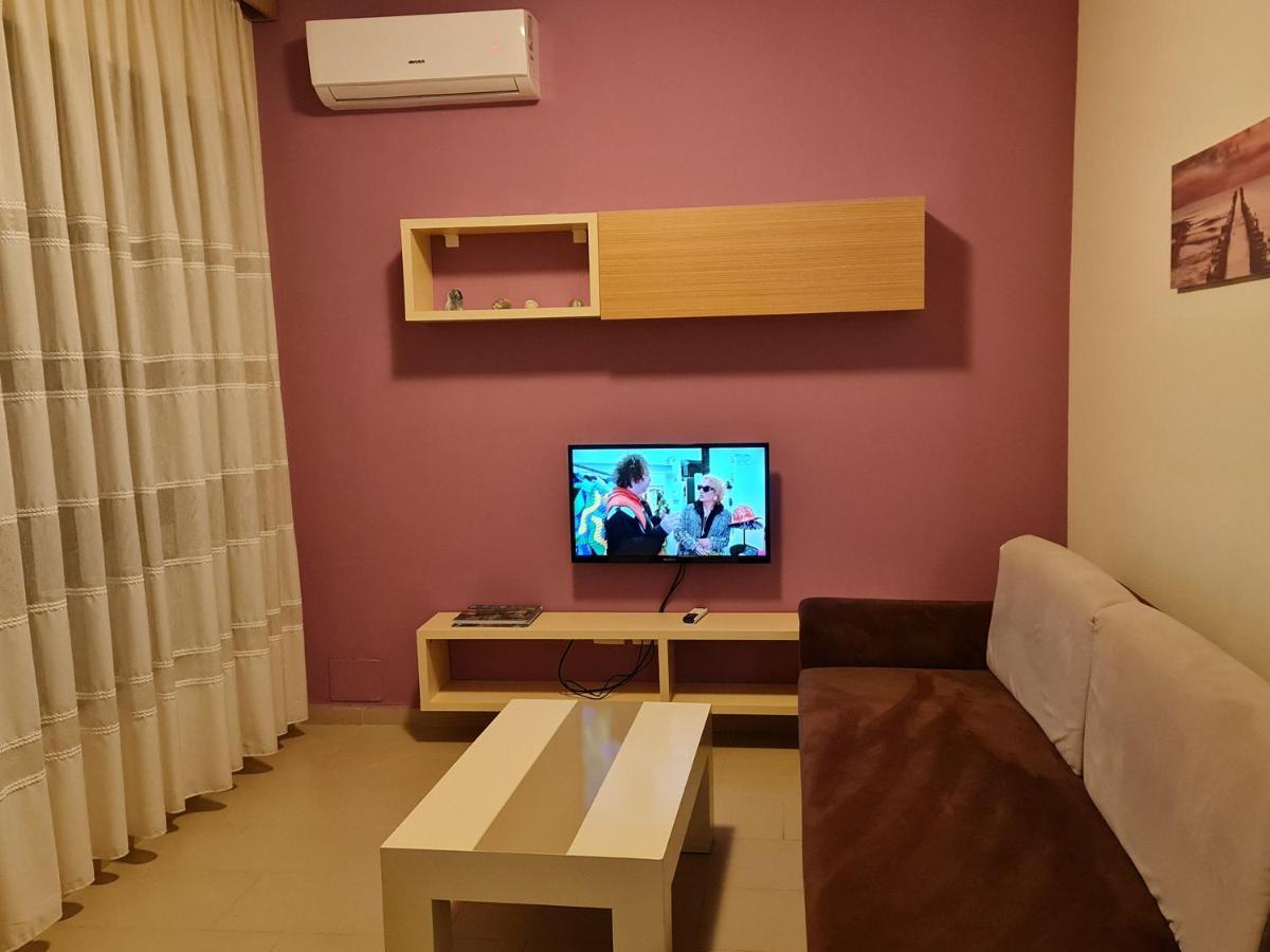 Holiday Apartments Vlore Ngoại thất bức ảnh