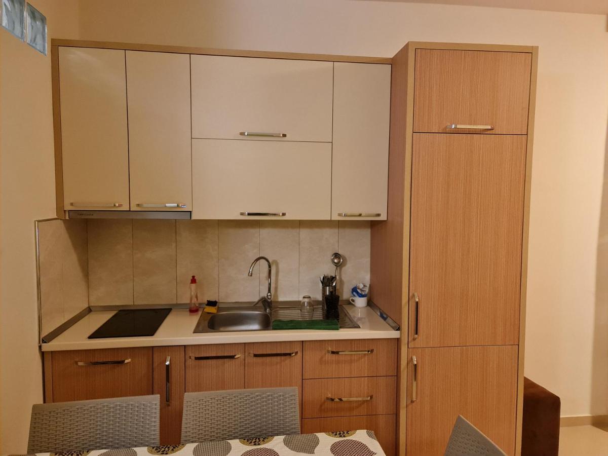 Holiday Apartments Vlore Ngoại thất bức ảnh